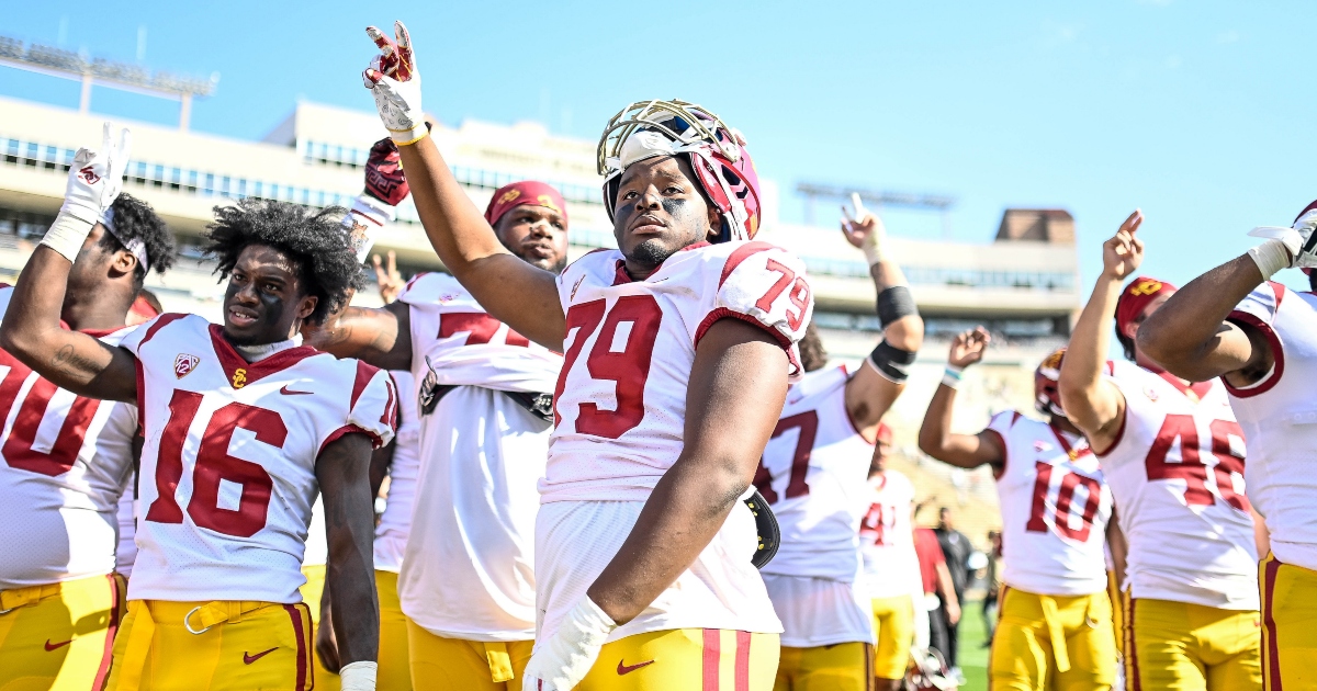 USC Defensive Lineman De Jon Benton Enters The Transfer Portal