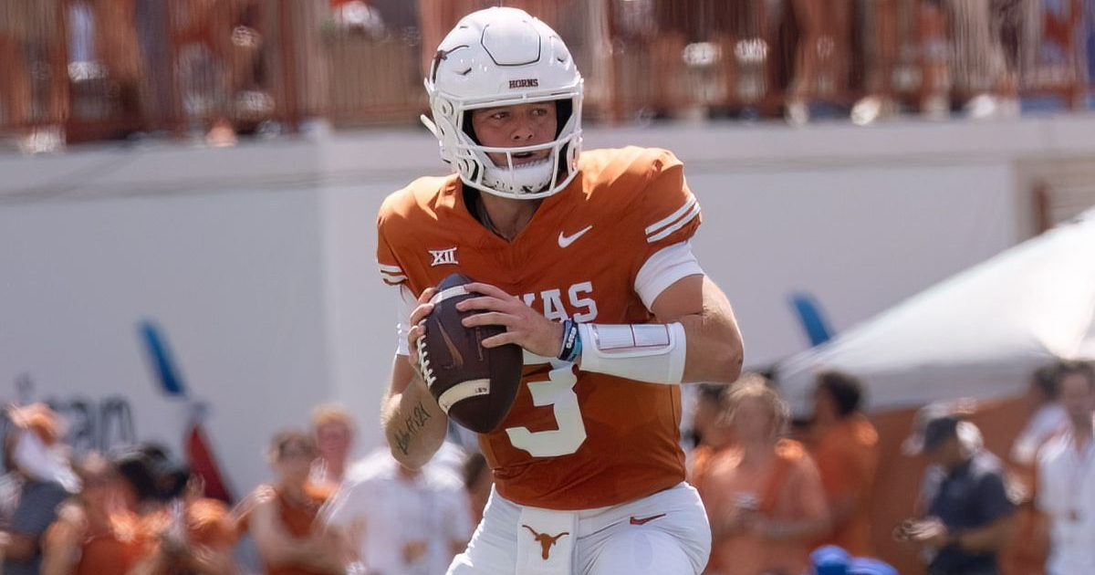 Texas Qb Quinn Ewers Leaves Game Versus Utsa Returns To Sidelines In