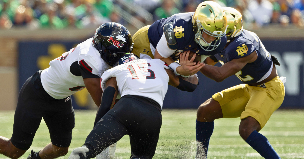 Point Counterpoint What Is Most To Blame For Notre Dame S Loss To NIU