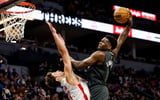 anthony-edwards-throws-down-spectacular-one-handed-dunk-vs-san-antonio-spurs-georgia-bulldogs