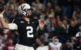 Vanderbilt Commodores quarterback Jared Curtis (2) throws a pas during the game between Arkansas Razorbacks and Vanderbilt at