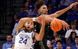 2 - Moreno kentucky loose ball _MGL1603