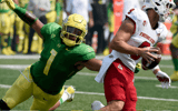 oregon-escapes-with-win-over-fresno-state-in-season-opener