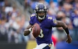 watch-lamar-jackson-completes-jumping-touchdown-pass-wide-open-marquise-brown-baltimore-ravens-oklah
