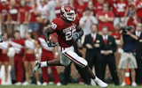 Adrian adrian-peterson-history-rushing-touchdown-sunday--night-football-tennessee-titans-oklahoma-sooners