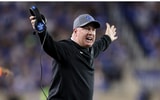 LEXINGTON, KENTUCKY - OCTOBER 15: Mark Stoops the head coach of the Kentucky Wildcats against the Mississippi State Bulldogs at Kroger Field on October 15, 2022 in Lexington, Kentucky. (Photo by Andy Lyons/Getty Images)