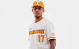 key-tennessee-volunteers-baseball-newcomer-maui-ahuna-signs-nil-deal-with-weigels-stores