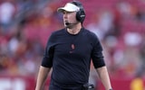 lincoln-riley-tweets-message-of-support-for-mike-leach-being-inducted-into-college-football-hall-of-fame