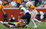 a-j-swann-leaves-tennessee-game-injured-following-big-sack