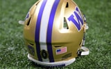 on3.com/washington-linebacker-transfer-ethan-barr-expected-to-commit-to-ucf/