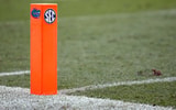 Florida Gators logo on a pylon