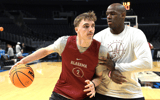 Alabama forwards Grant Nelson and Erwin Dudley