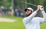 scottie-scheffler-hits-fan-with-tee-shot-at-pga-championship-gives-him-signed-glove