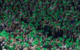 notre dame crowd