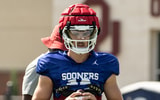 OU quarterback Jackson Arnold