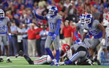 Zion Childress wags his finger - Dr. Michael Huang, Kentucky Sports Radio