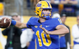 Pitt QB Eli Holstein