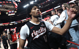 bbnba-shaedon-sharpe-hits-four-3s-on-his-way-to-24-points
