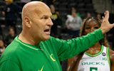 Oregon head coach Kelly Graves instructs his team in an exhibition game against Warner Pacific. (Photo by Ben Lonergan/The Register-Guard)