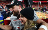 Taylor Swift and Kansas City Chiefs TE Travis Kelce