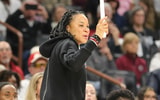 Dawn Staley (Katie Dugan/ Gamecock Central)
