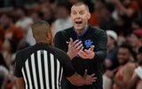 Kentucky HC Mark Pope argues with an official at Texas, via Scott Wachter-Imagn Images