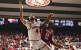 Auburn center Johni Broome and Alabama center Clifford Omoruyi