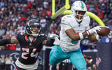 Miami Dolphins TE Jonnu Smith
