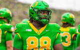 Oregon Ducks defensive lineman Xadavien Sims (88)