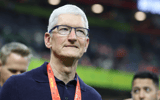 apple-ceo-tim-cook-celebrated-iphone-pre-order-day-in-kentucky