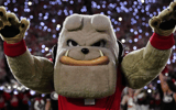 The Georgia Bulldogs take the field before the start of a NCAA college football game against Alabama in Athens, Ga., on Saturday, September 27, 2025. (© Joshua L. Jones / USA TODAY NETWORK via Imagn Images)