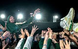 McCulloch crowd surfing