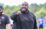 south carolina gamecocks offensive line coach lonnie teasley