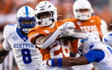CJ-Baxter-DJ-Waller-Jr-injury-update-Kentucky-Texas-reveal-status-of-key-players-on-Friday-report
