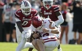 South Carolina defenders against Oklahoma (Photo: Katie Dugan | GamecockCentral.com)