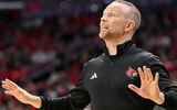 Nov 3, 2025; Louisville, Kentucky, USA; Louisville Cardinals head coach Pat Kelsey calls out instructions during the first half against the South Carolina State Bulldogs at KFC Yum! Center. Mandatory Credit: Jamie Rhodes-Imagn Images