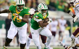 Oregon RB Noah Whittington touchdown run vs. Minnesota
