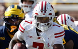 wisconsin-rb-dilin-jones-enters-ncaa-transfer-portal