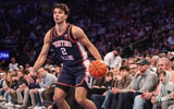 NCAA Basketball: SentinelOne Showdown-Connecticut at Illinois