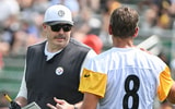 Jul 25, 2025; Pittsburgh, PA, USA; Pittsburgh Steelers offensive coordinator Arthur Smith talks with quarterback Aaron Rodgers (8) during drills at training camp at Saint Vincent College. Mandatory Credit: Barry Reeger-Imagn Images