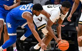 Kentucky F Mo Dioubate goes for a losse ball in the loss to Vanderbilt, via Steve Roberts-Imagn Images