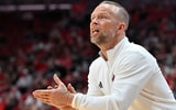 Jan 13, 2026; Louisville, Kentucky, USA; Louisville Cardinals head coach Pat Kelsey reacts during the first half against the Virginia Cavaliers at KFC Yum! Center. . Mandatory Credit: Jamie Rhodes-Imagn Images