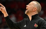 Feb 21, 2026; Louisville, Kentucky, USA; Louisville Cardinals head coach Pat Kelsey calls out instructions during the second half against the Georgia Tech Yellow Jackets at KFC Yum! Center. Louisville defeated Georgia Tech 87-70. Mandatory Credit: Jamie Rhodes-Imagn Images