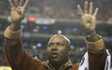 auburn-tigers-former-nfl-running-back-bo-jackson-tweets-funny-response-forgives-contestants-jeopardy-after-missing-bo-jackson-question
