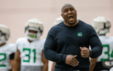 watch-carlos-locklyn-discusses-his-coaching-philosophy-expectations-for-oregons-running-backs