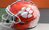 clemson-tigers-football-fun-with-tiny-mic-end-practice