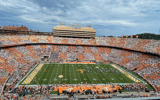 Florida Gators warm up for Tennessee