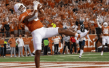 texas-tight-end-jatavion-sanders-comes-into-his-own