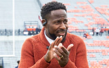 Cadillac Williams to remain on staff at Auburn as associate head coach to hugh freeze