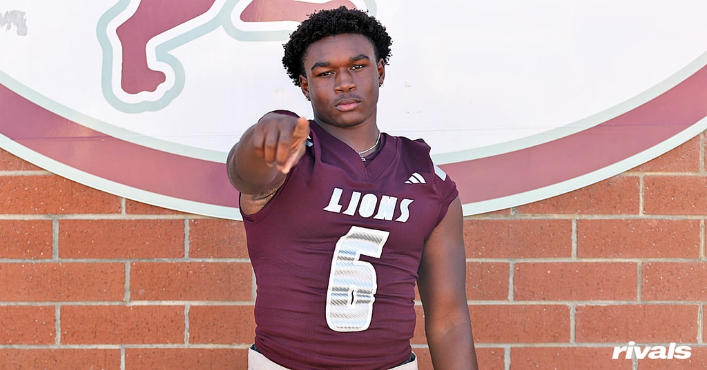 Four-star running back seeks out Clemson for visit